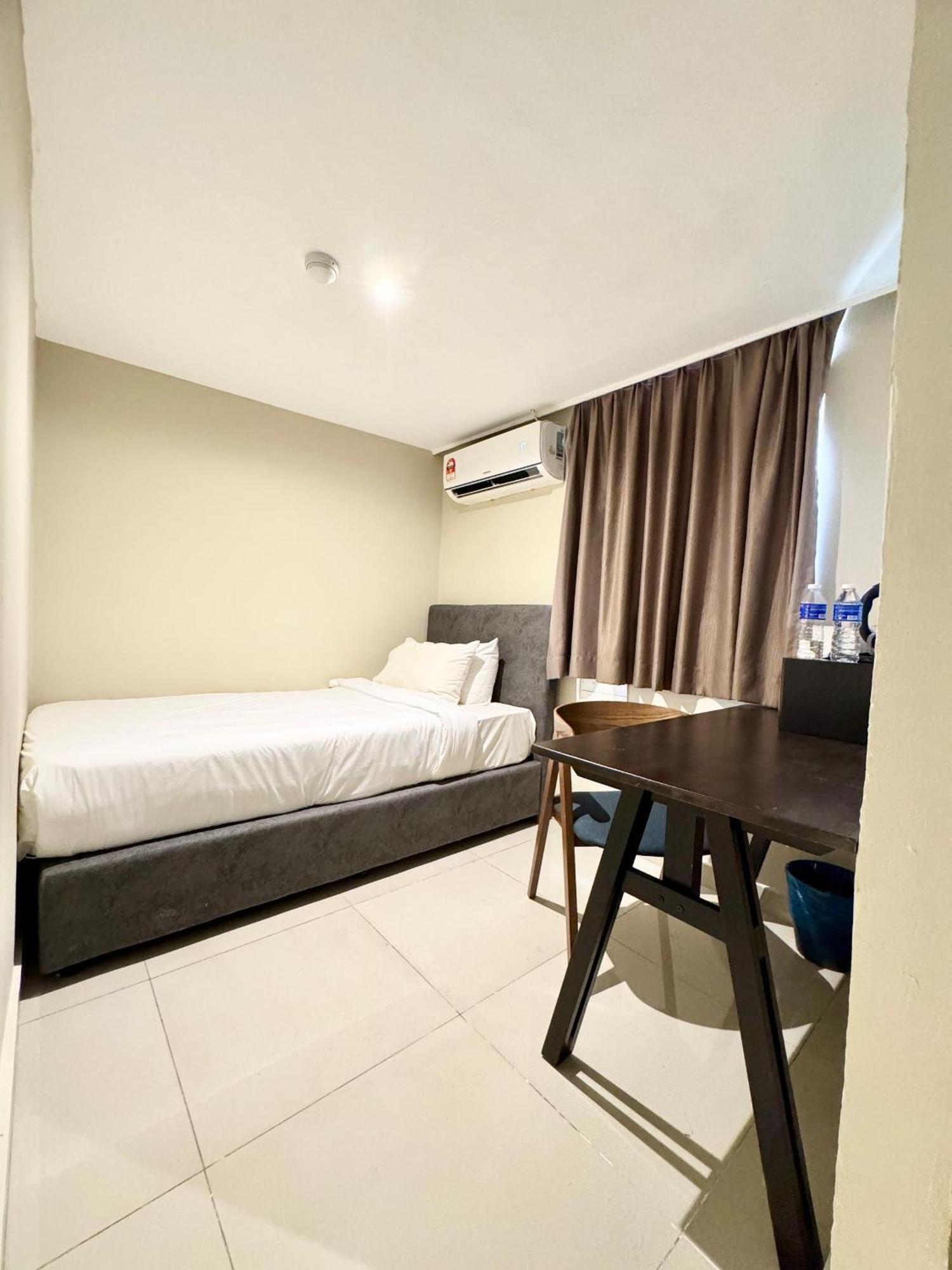 Kingston Hotel 6 - Changkat, Bukit Bintang 쿠알라룸푸르 외부 사진